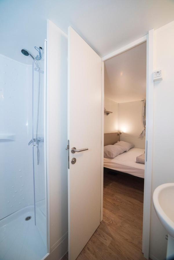 Mobile Home Cube, 3 Bedrooms, Free Parking, Wifi Biograd Na Moru Ngoại thất bức ảnh
