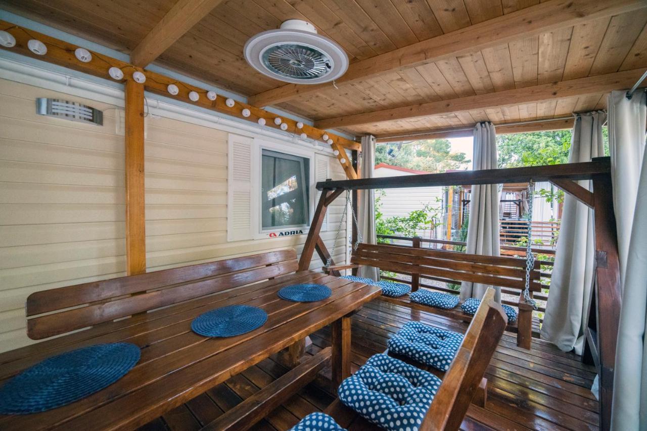 Mobile Home Cube, 3 Bedrooms, Free Parking, Wifi Biograd Na Moru Ngoại thất bức ảnh
